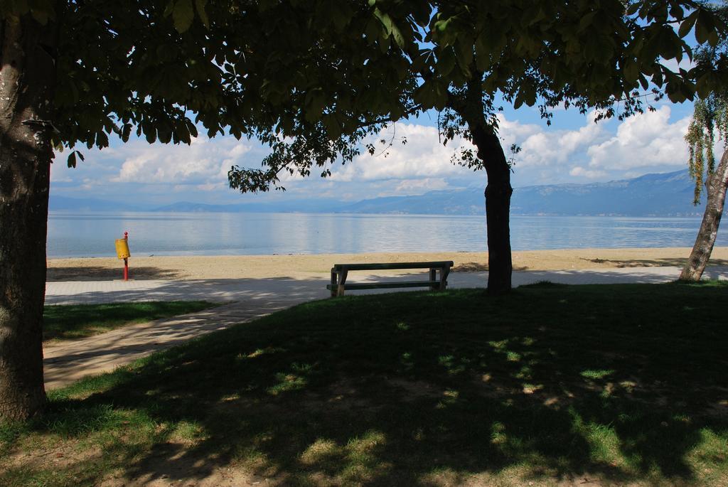 Lake View Pogradec Exterior photo